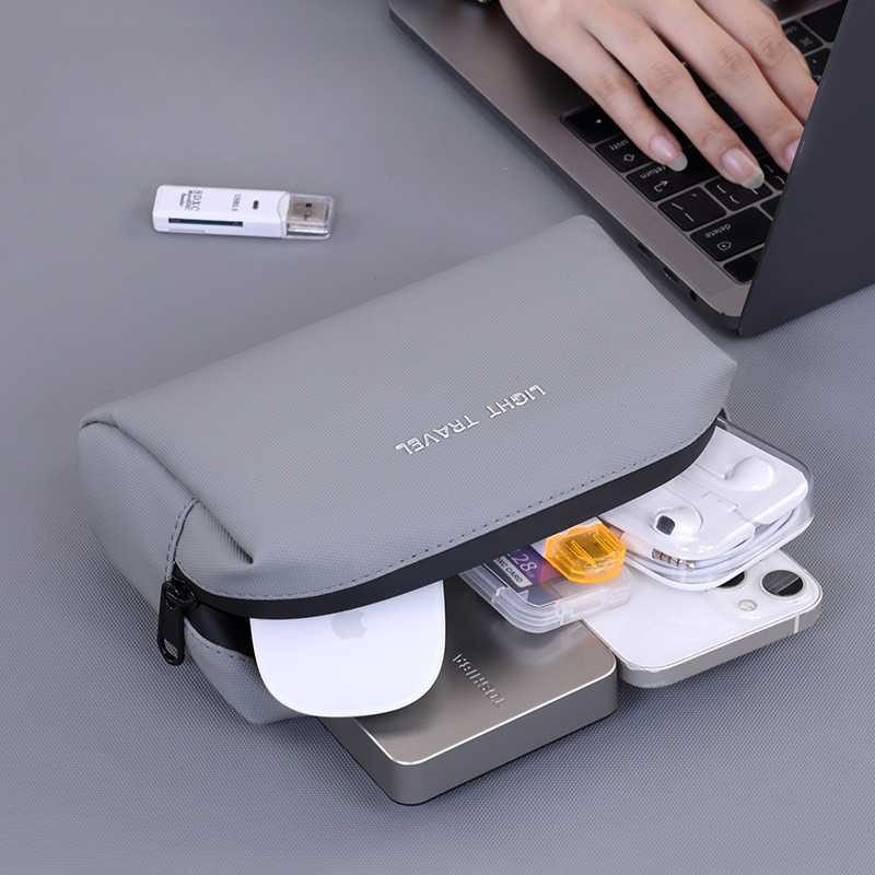 防水ポータブルトラベルオーガナイザーバッグ（充電器、ケーブル - Travel Accessories Organizer Bag のレビューと価格