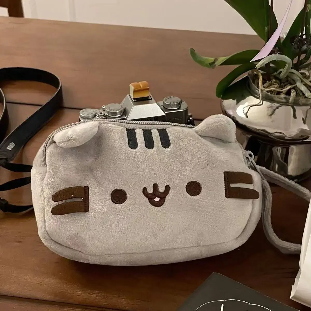 かわいいプシーンペンシルケース、漫画風の太った猫、大容量学生 - It Travel Accessories のレビューと価格